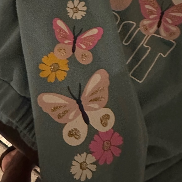 Two piece matching jogging suit - Picture 4 of 6